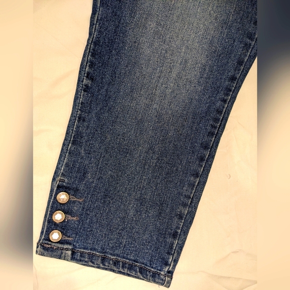 Code Bleu Andrea Women's Petite Capri Jeans - Picture 12 of 12